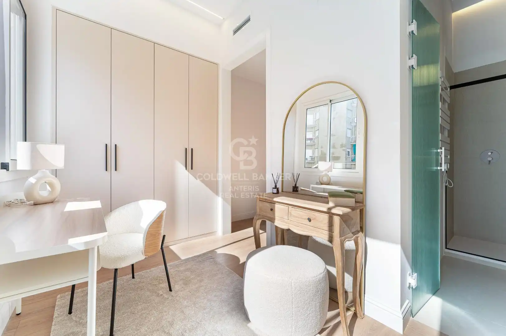 Schlafzimmer von Wohnung zum Verkauf in Barcelona mit Klimaanlage, Heizung und Parkett