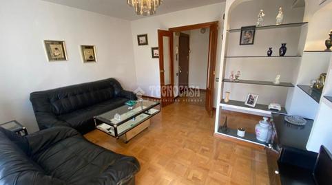 Photo 2 of Flat for sale in Vinateros, Madrid