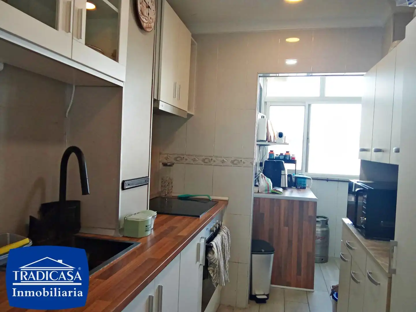 Kitchen of Flat for sale in Jerez de la Frontera  with Air Conditioner, Storage room and Furnished