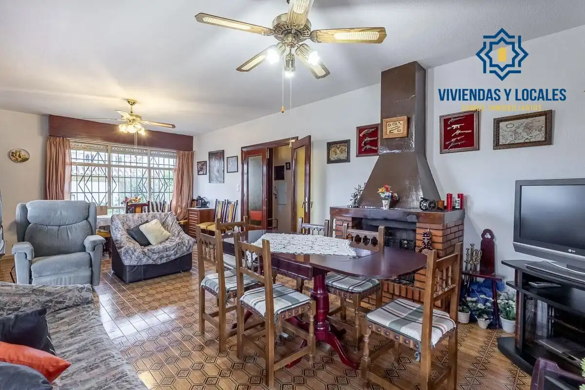 Casa con terrazza in vendita a Avenida HUETOR VEGA, imagen 11