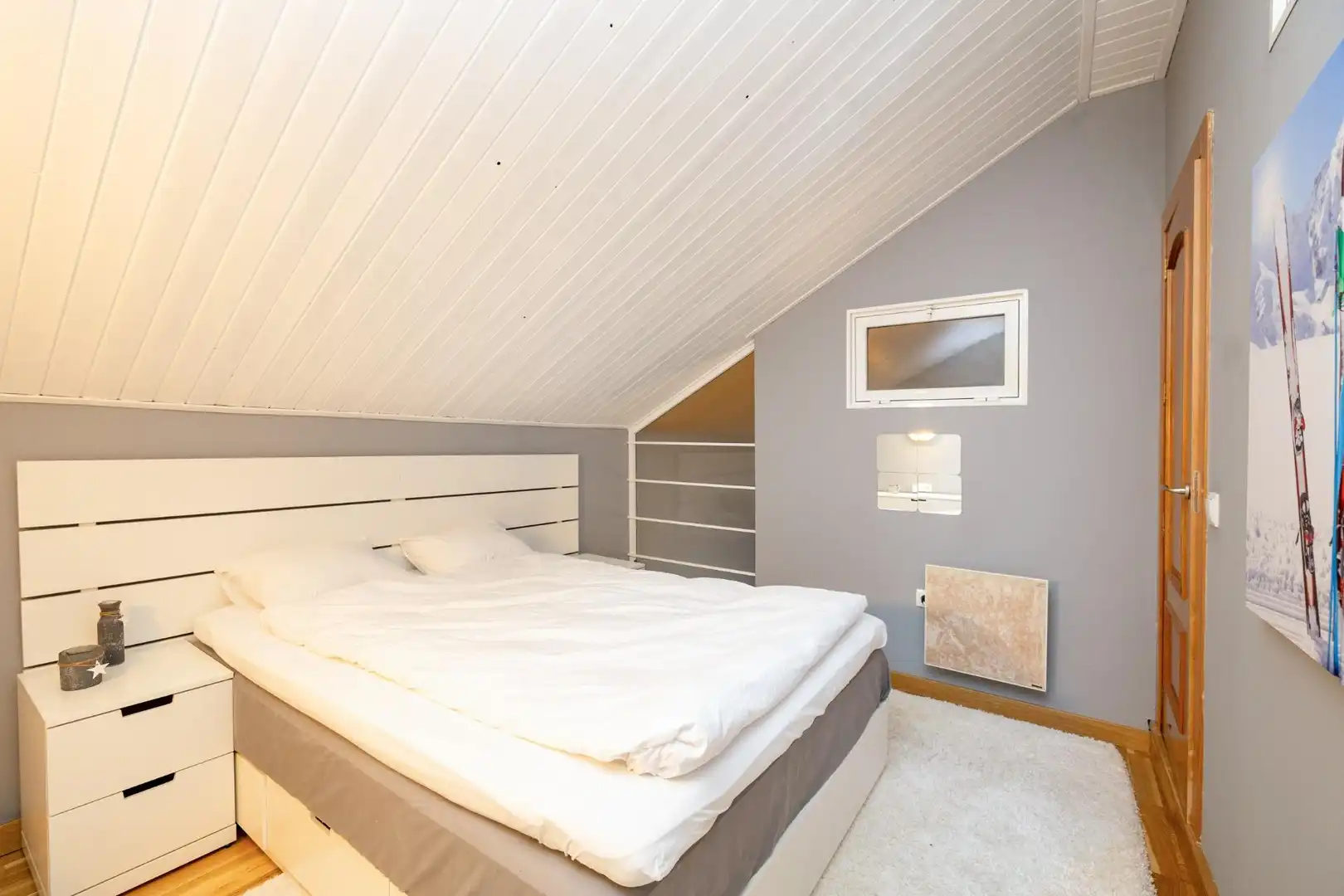 Habitación de Dúplex en venta en Sierra Nevada con Calefacción, Terraza y Trastero
