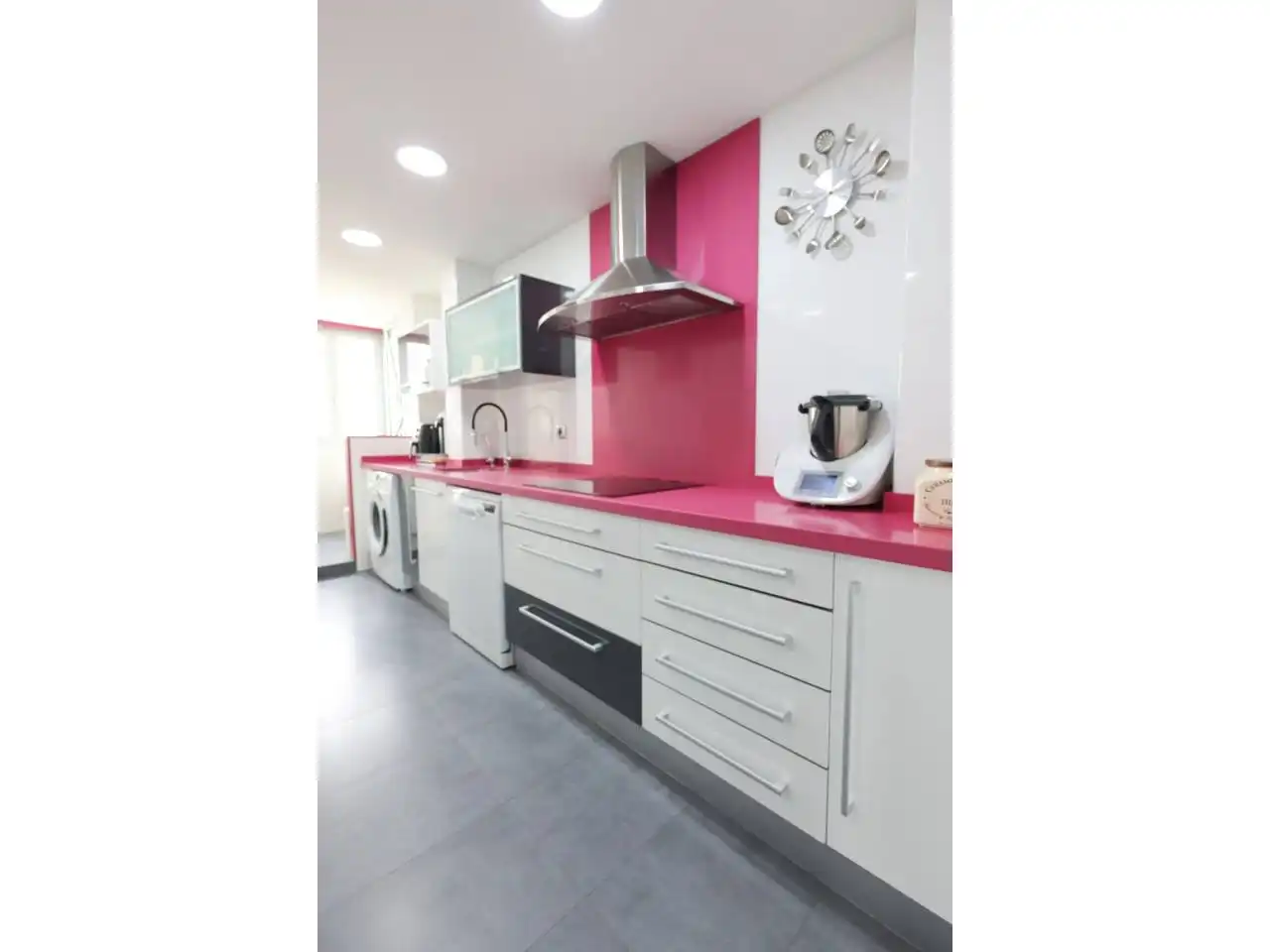 Cocina de Piso en venta en L'Hospitalet de Llobregat con Aire acondicionado, Calefacción y Parquet