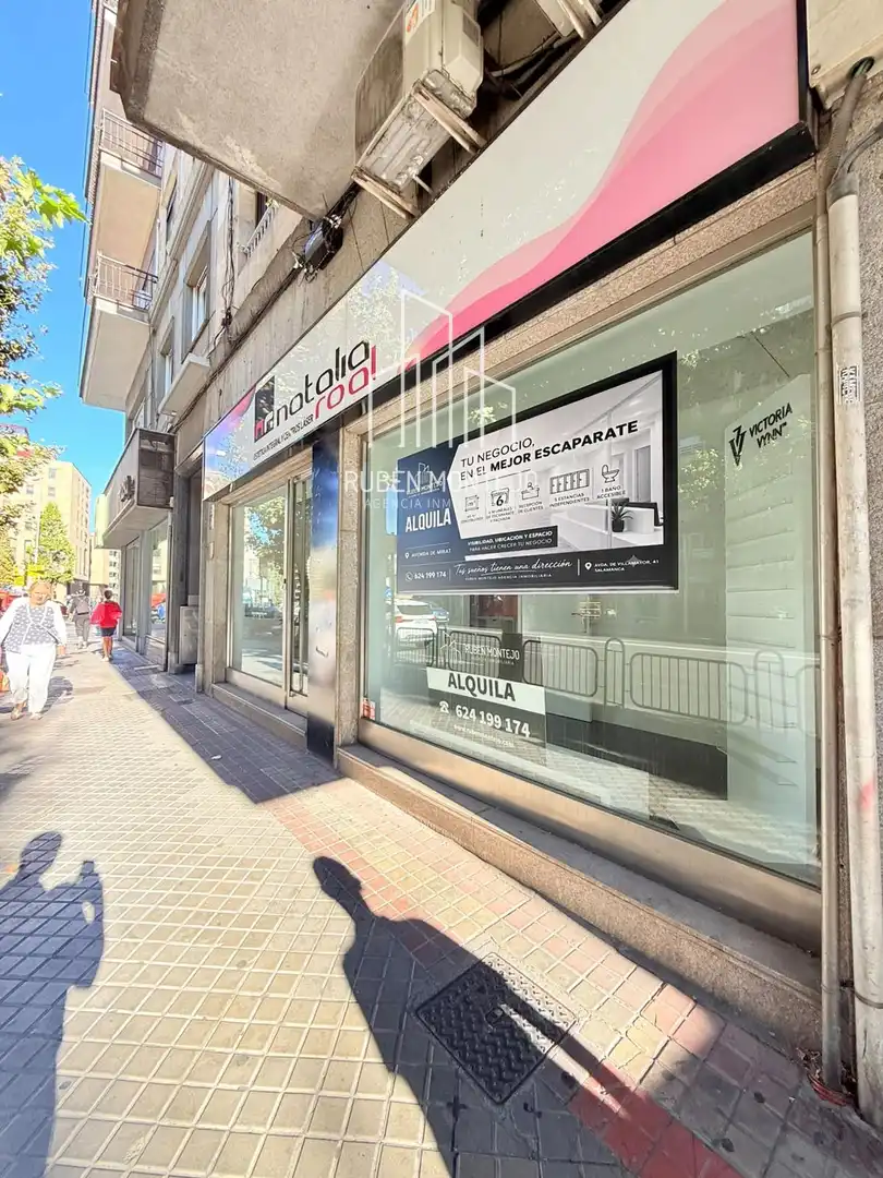 Local comercial de lloguer a Avenida Mirat, imagen 3