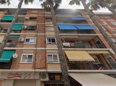 Pis amb ascensor en venda a Carrer Gandia 11