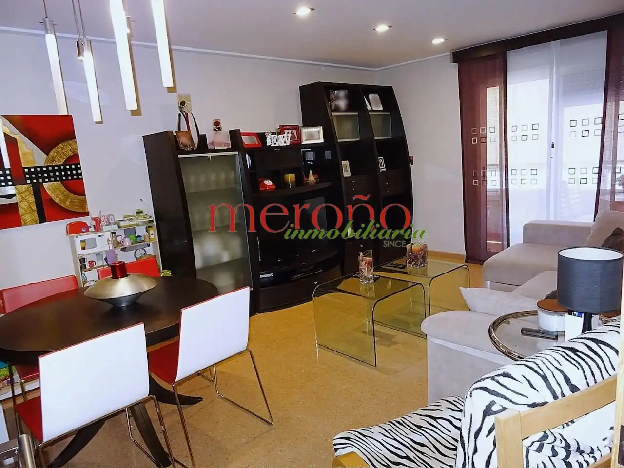 Sala de estar de Piso en venta en Elche / Elx con Aire acondicionado, Parquet y Amueblado