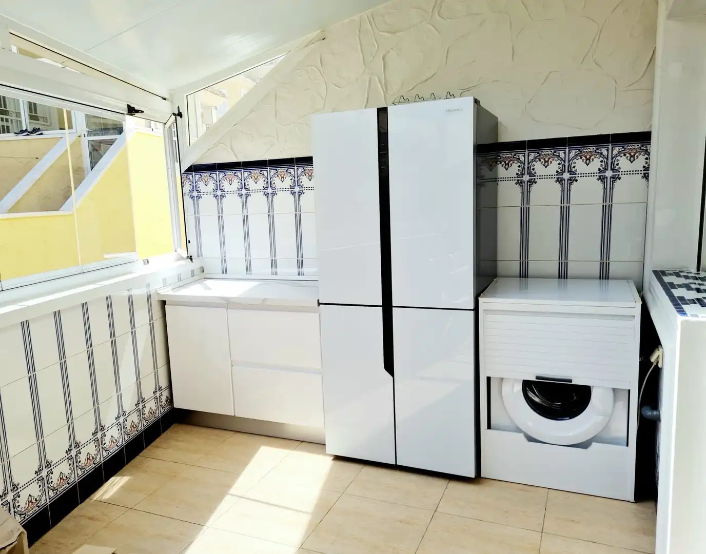 Küche von Einfamilien-Reihenhaus zur Miete in Torrevieja mit Klimaanlage, Heizung und Privatgarten