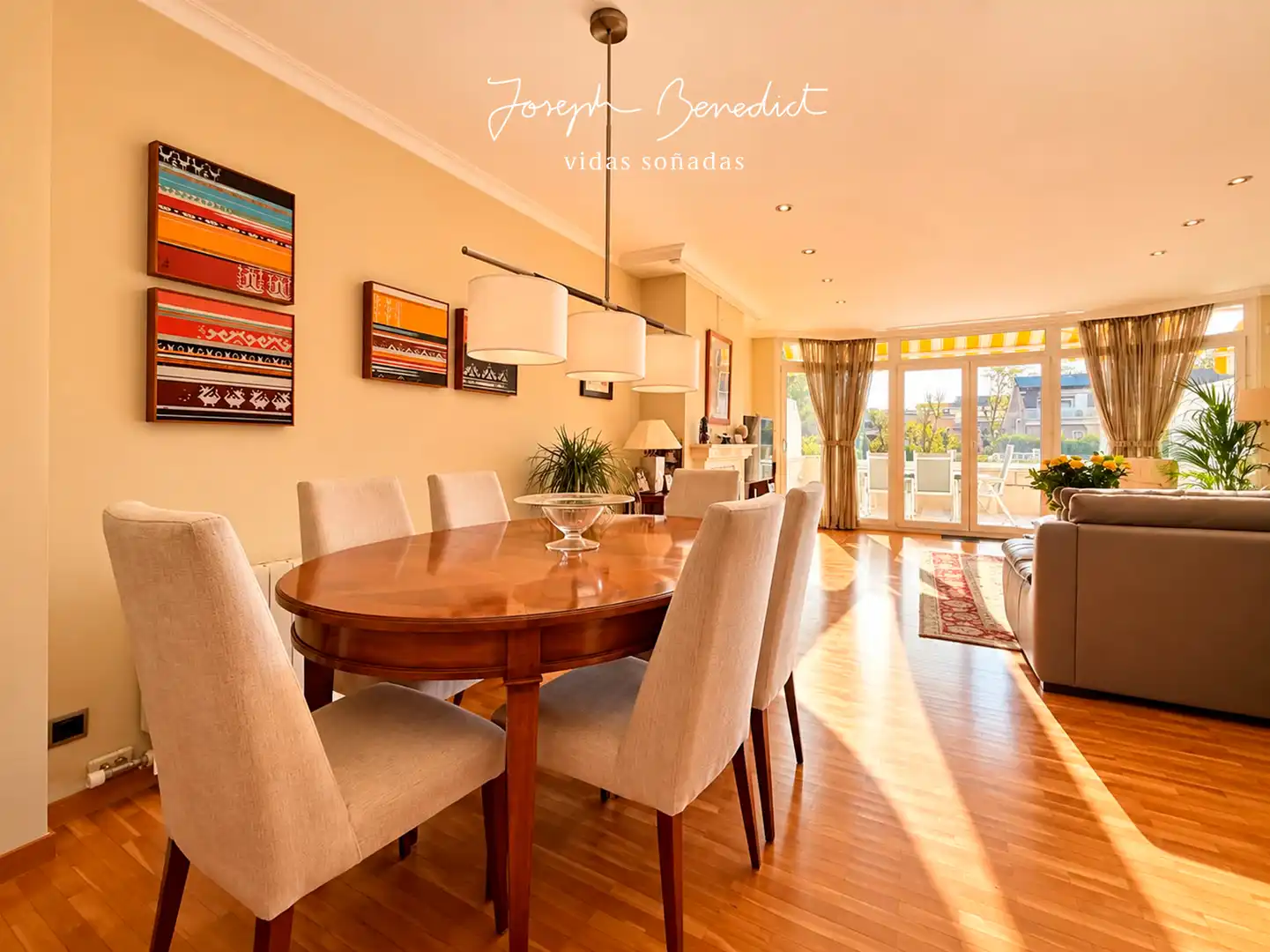 Comedor de Casa o chalet en venta en Castelldefels con Aire acondicionado, Calefacción y Jardín privado