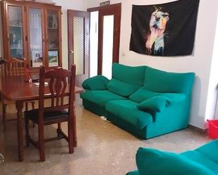 Sala d'estar de Pis de lloguer en  Córdoba Capital amb Aire condicionat, Calefacció i Moblat