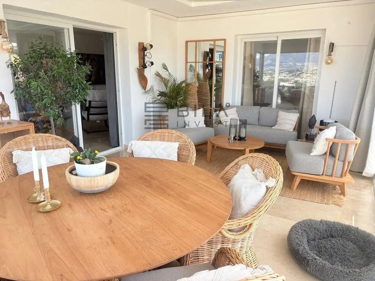 Villa avec piscine à vendre à Cerros del Aguila, imagen 3