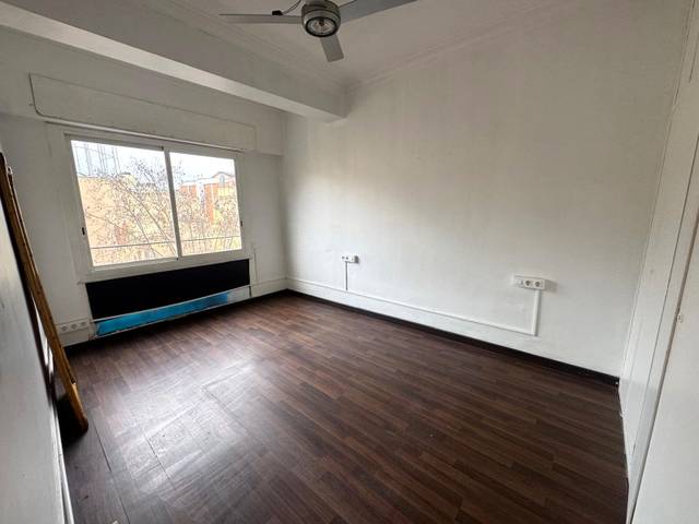 Piso en Venta en Carrer de Mallorca en El Camp de l'Arpa del Clot