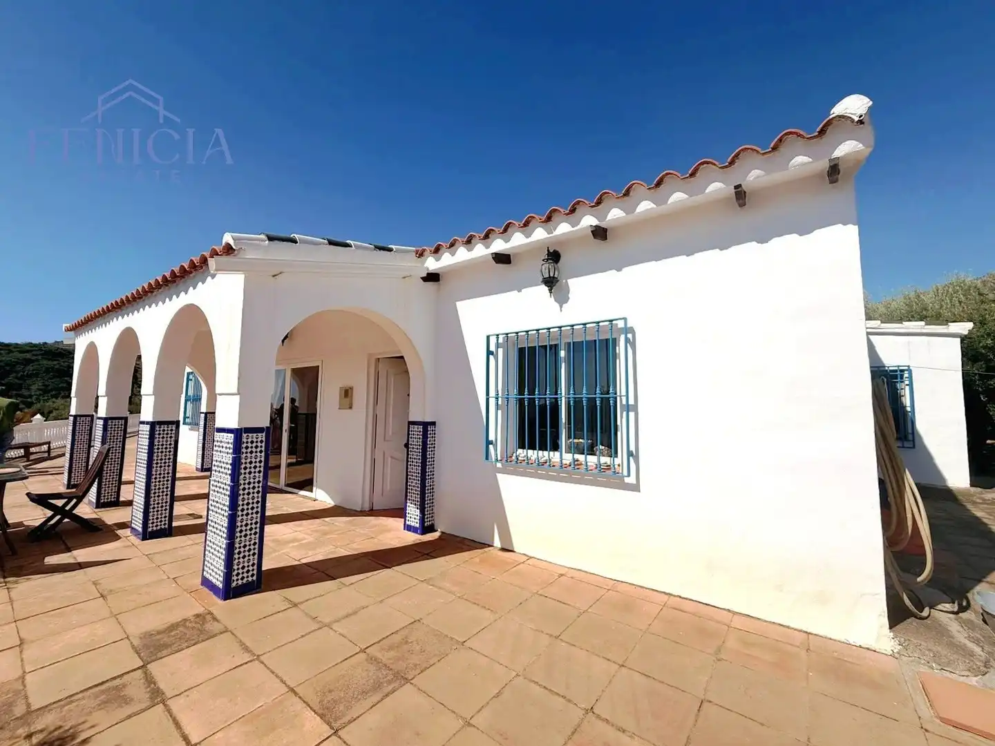 Vista exterior de Casa o chalet en venta en Almuñécar con Terraza, Trastero y Piscina