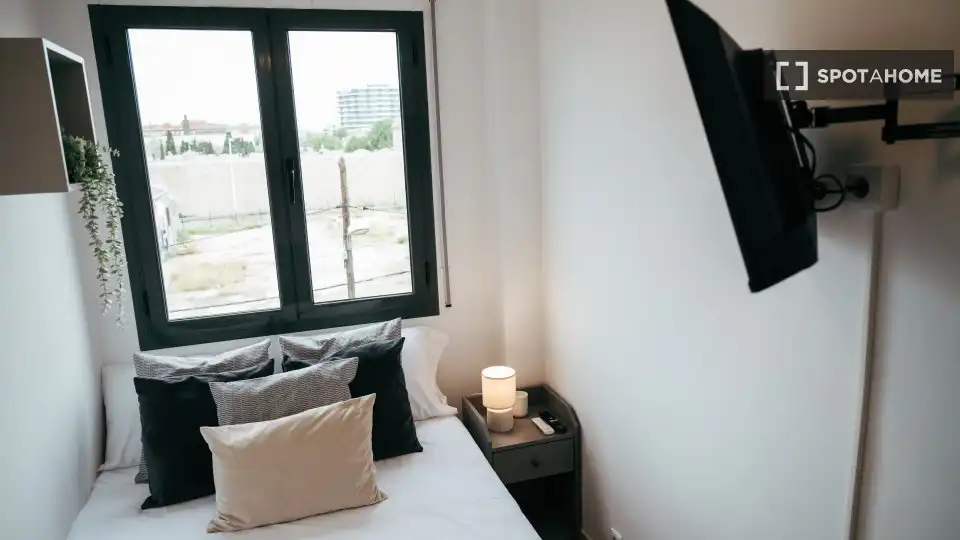 Room in El Poblenou