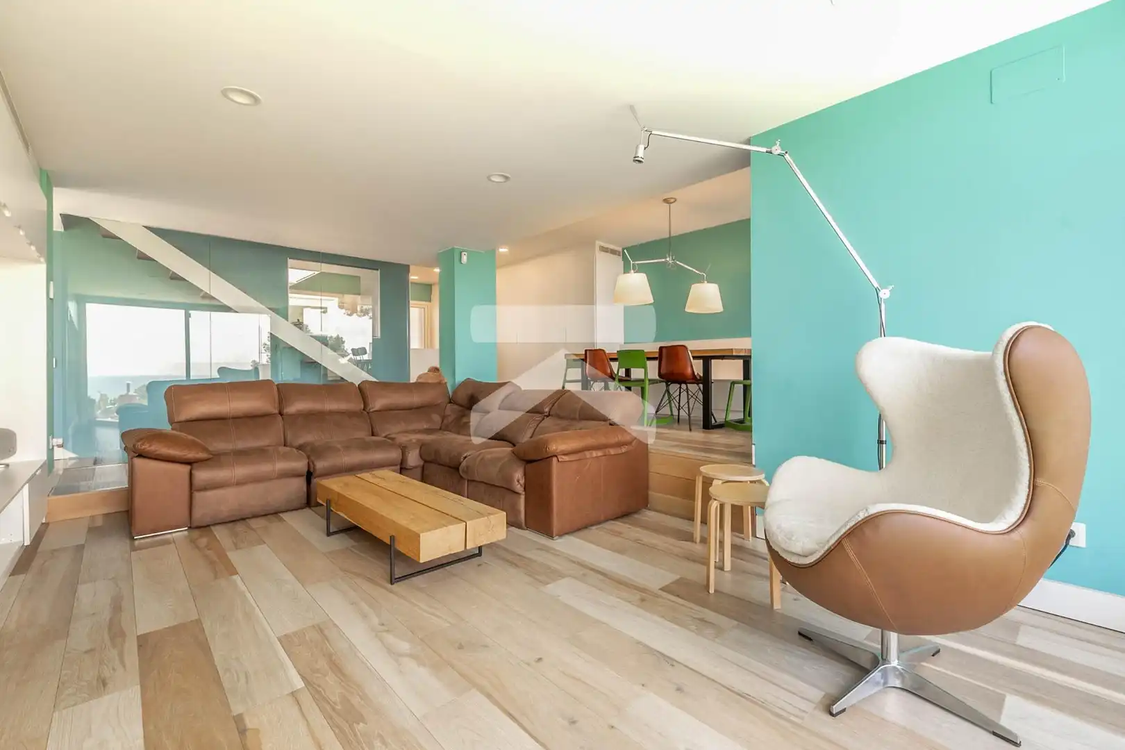 Wohnzimmer von Einfamilien-Reihenhaus zum Verkauf in  Tarragona Capital mit Klimaanlage, Privatgarten und Terrasse