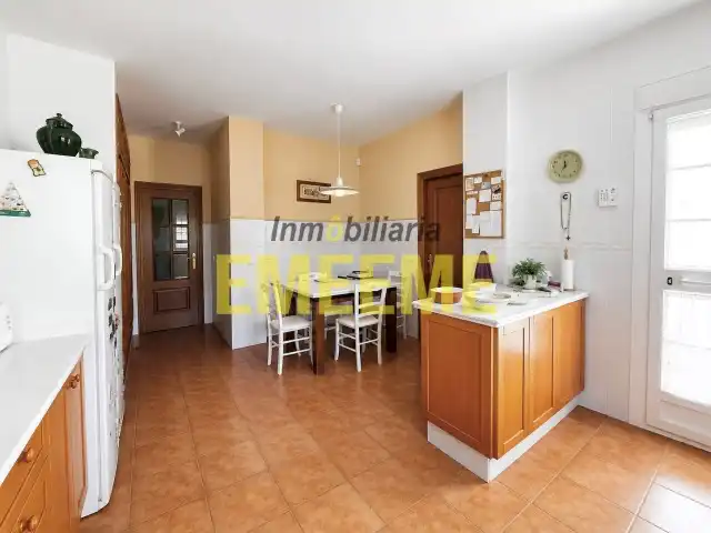 Houses for sale in La Planilla