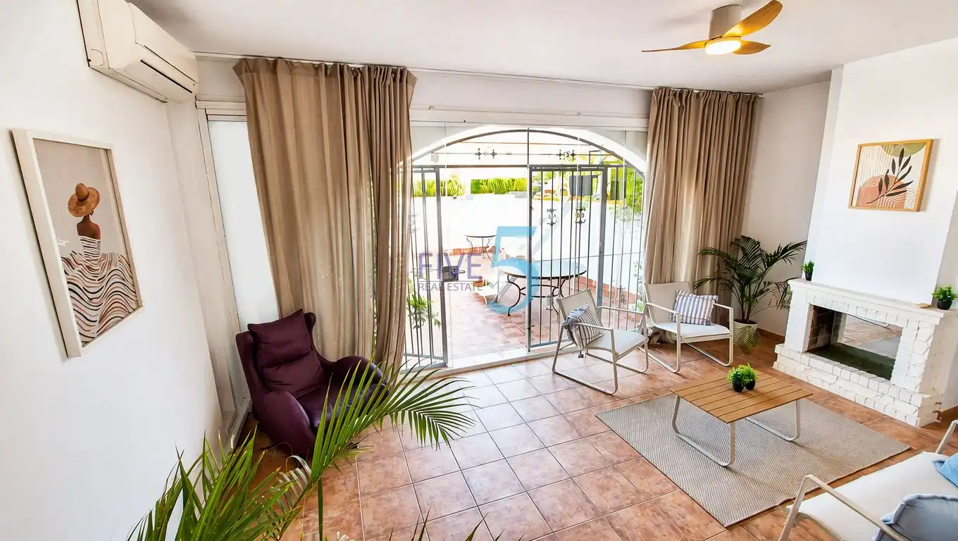 Casa amb terrassa en venda a Orihuela Costa, imagen 4