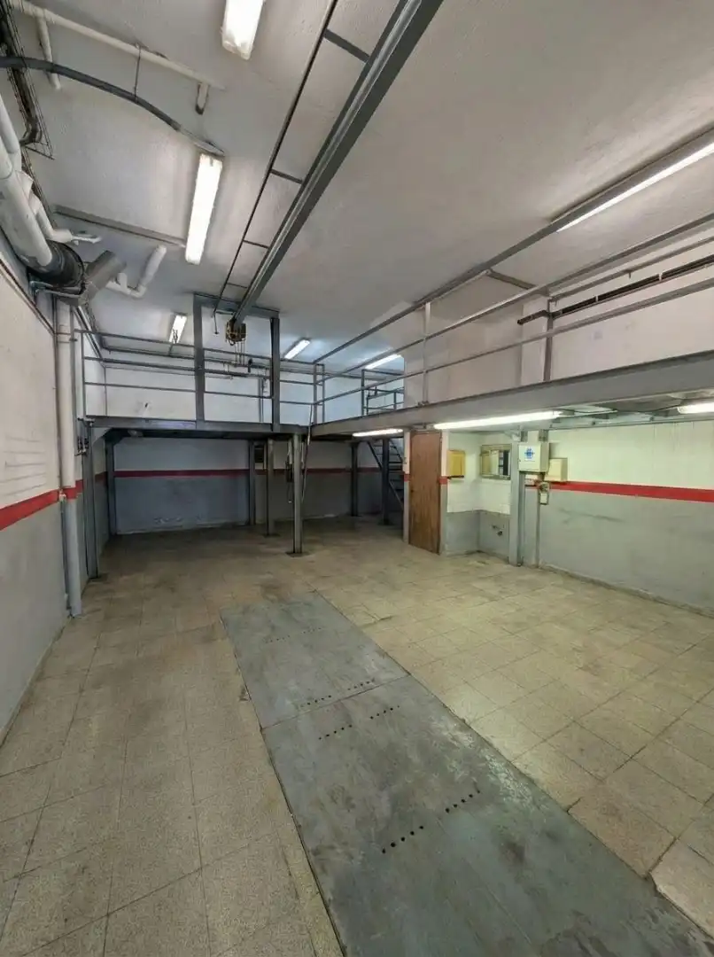 Casa adosada en venta en Manresa con Calefacción, Terraza y Trastero