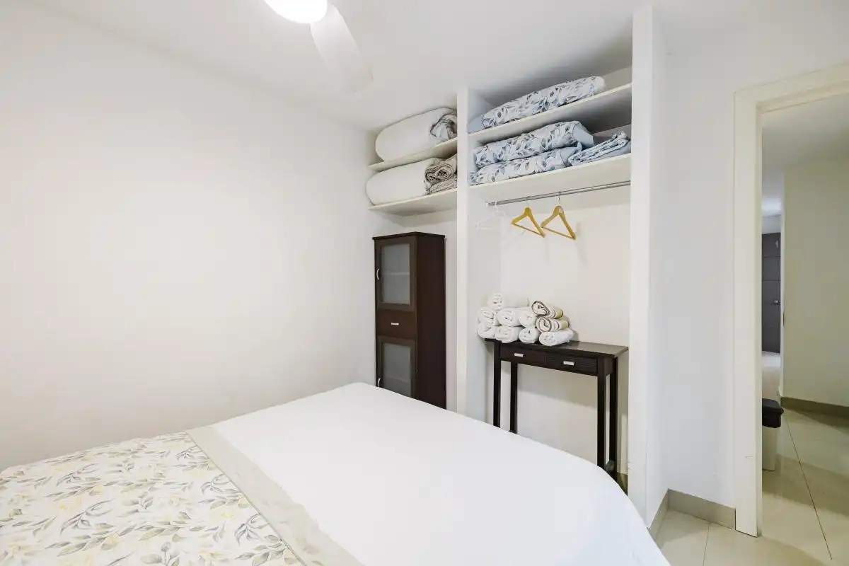 Dormitori de Casa o xalet en venda en Málaga amb Aire condicionat, Calefacció i Jardí privat