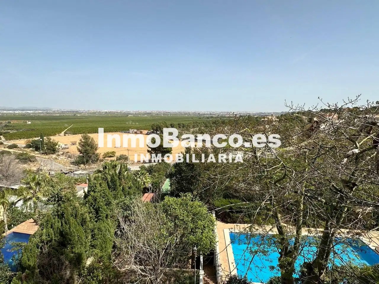 Vista exterior de Casa o chalet de alquiler en Chiva con Aire acondicionado, Calefacción y Jardín privado