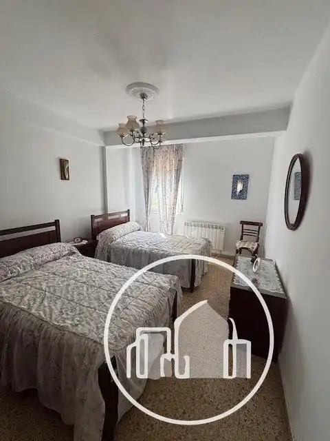 Habitación de Piso en venta en Trespaderne con Calefacción y Amueblado