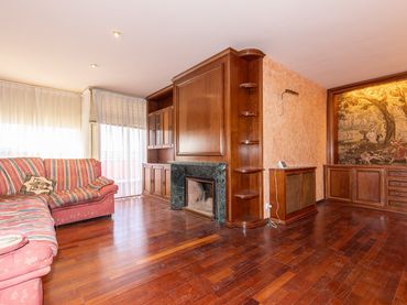Piso con balcón en venta en Rambla Nova