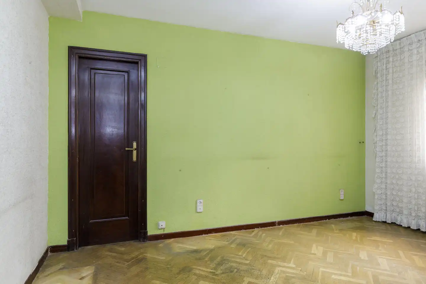 Habitación de Piso en venta en Zaragoza
