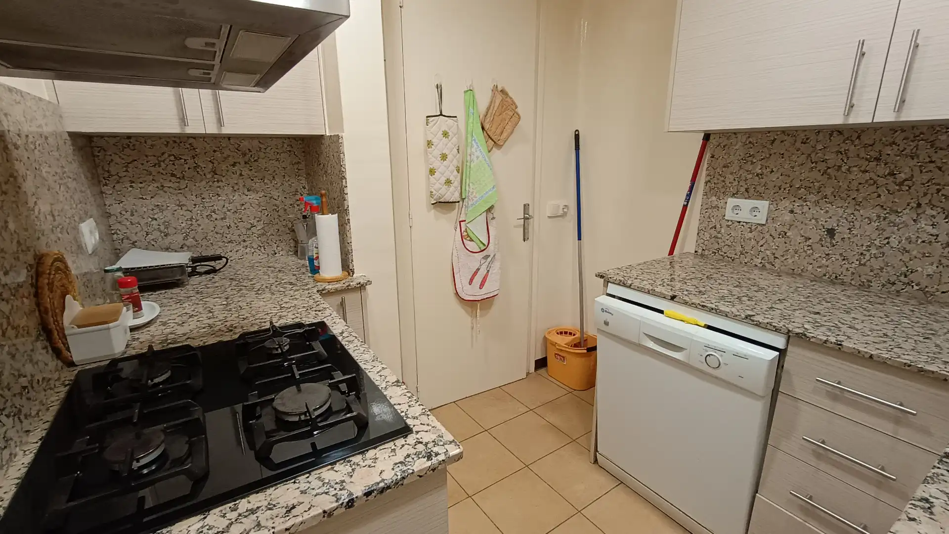 Kitchen of Flat for sale in Sort  with Heating, Furnished and Oven