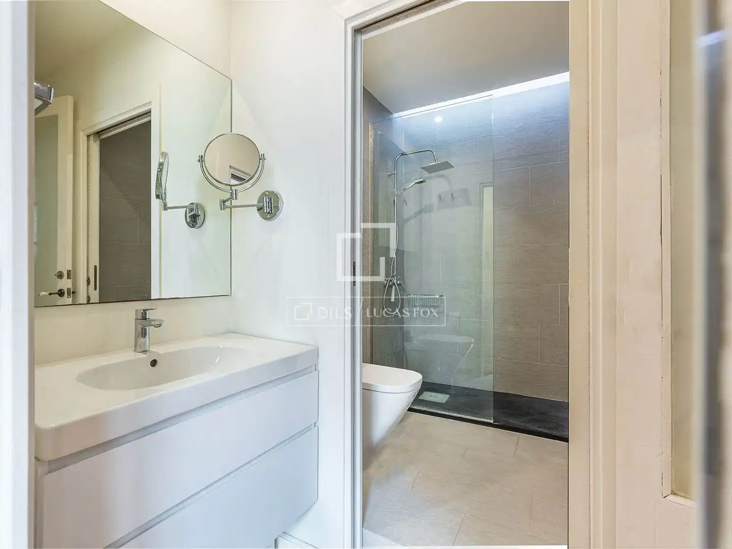 Baño de Piso en venta en Barcelona con Aire acondicionado, Calefacción y Parquet