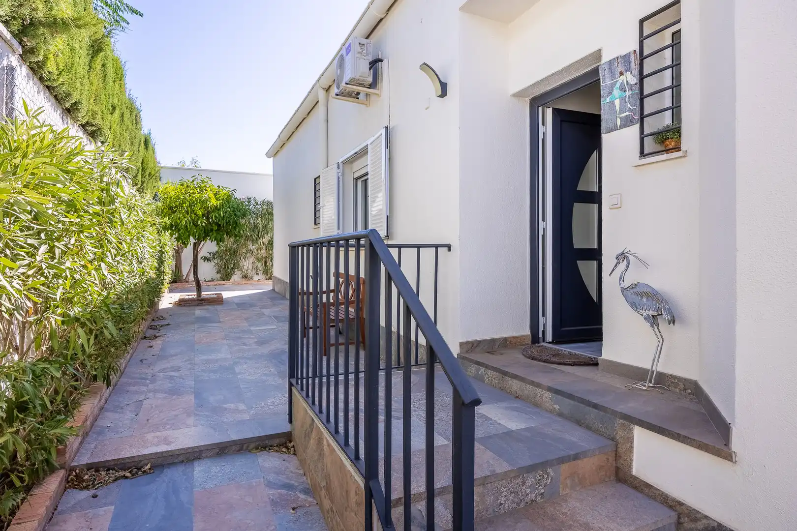 Exterior view of Houses for sale in Espartinas  with Air Conditioner, Heating and Swimming Pool