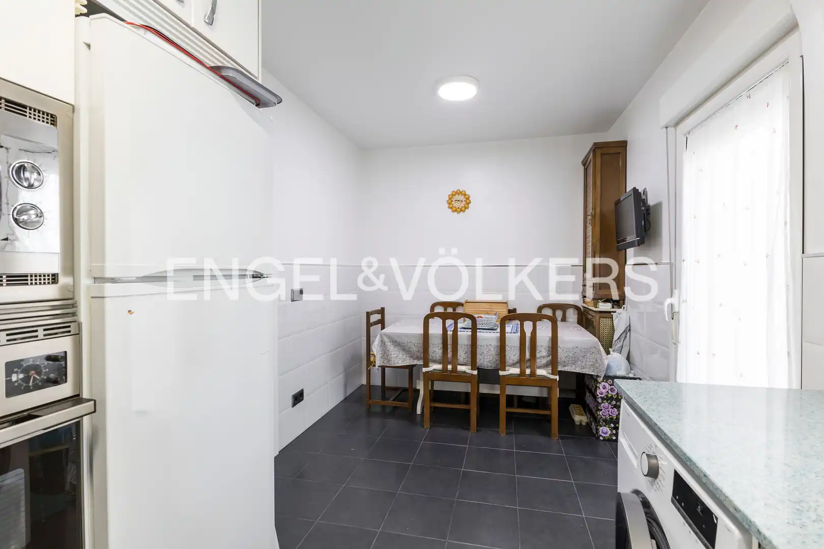 Küche von Wohnung zum Verkauf in Madrid mit Klimaanlage, Heizung und Terrasse