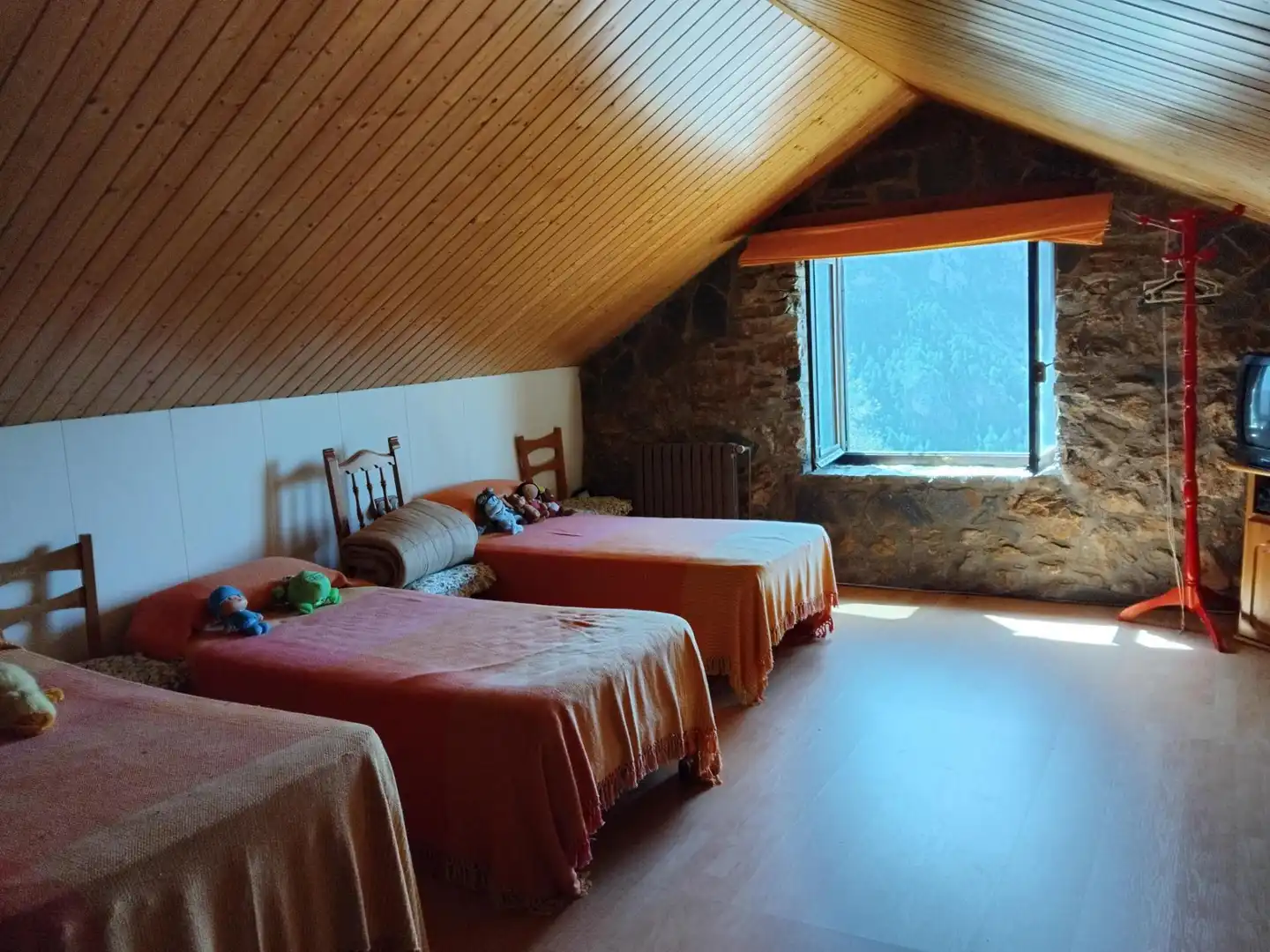 Dormitori de Casa o xalet en venda en La Vansa i Fórnols amb Calefacció