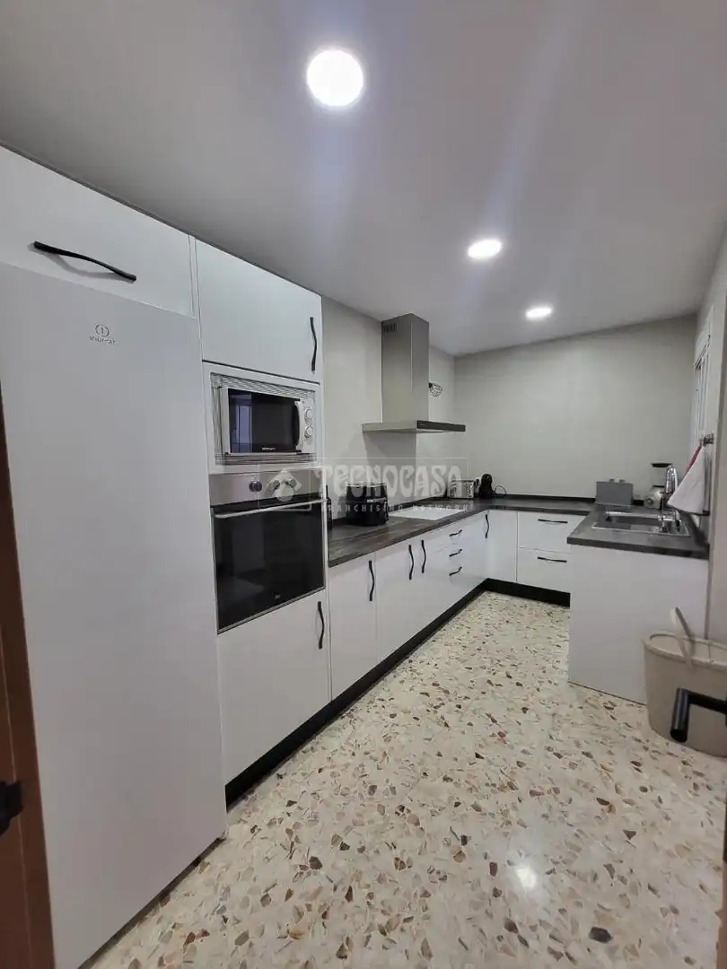 Kitchen of Detached homes for sale in Chiclana de la Frontera  with Swimming Pool