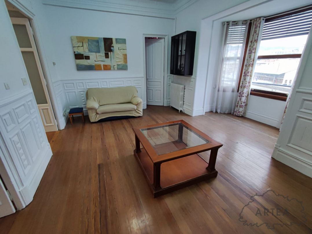 Living room of Flat to rent in Bilbao   with Heating, Oven and Washing machine