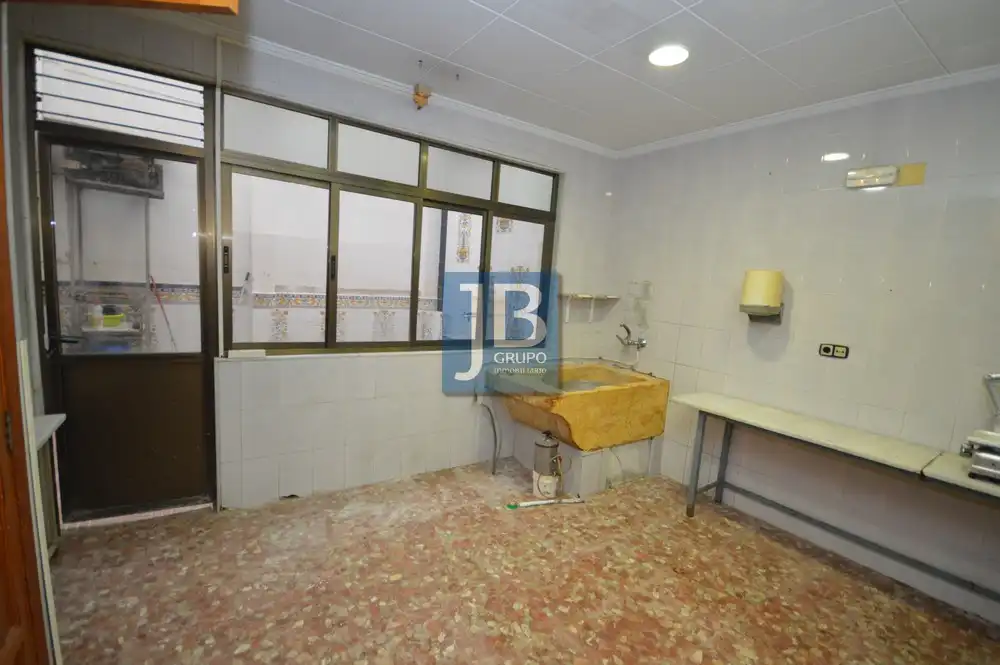 Local comercial en venda a Carrer de la Calderería, imagen 16