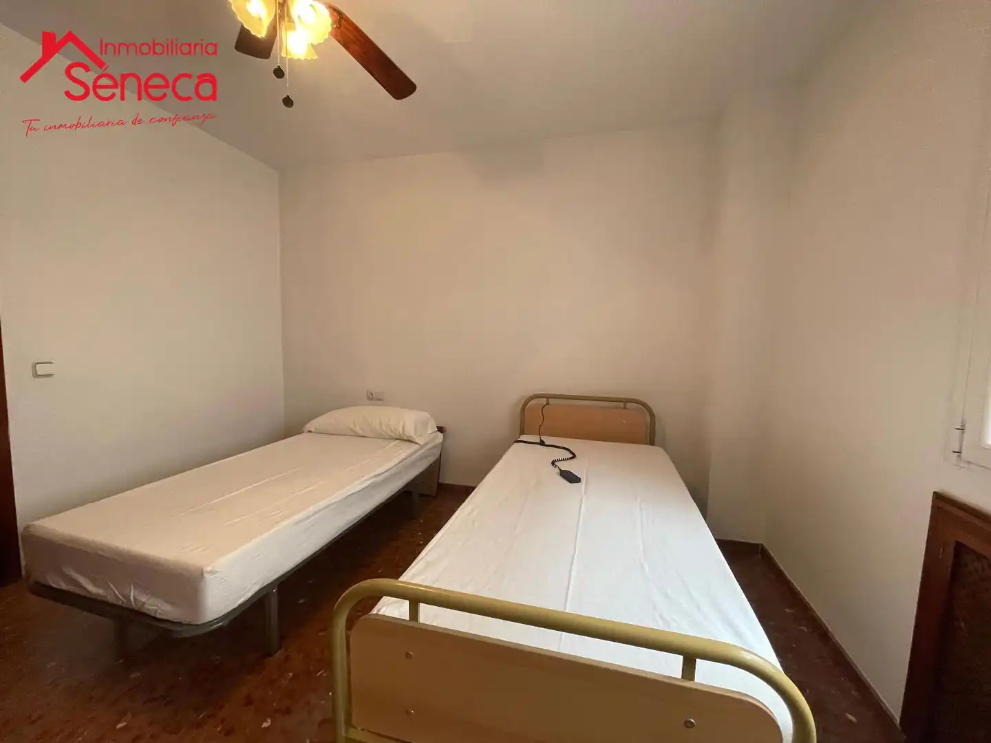 Habitación de Piso en venta en Córdoba con Aire acondicionado, Terraza y Trastero