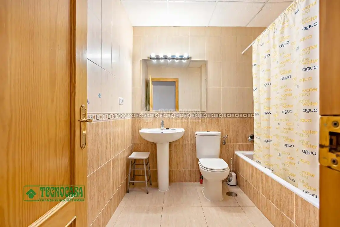 Bathroom of Flat for sale in Cuevas del Almanzora  with Air Conditioner, Terrace and Balcony