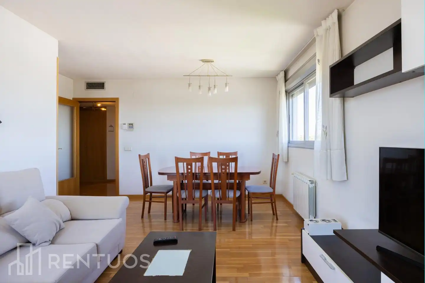 Sala de estar de Piso de alquiler en Madrid con Aire acondicionado, Calefacción y Terraza
