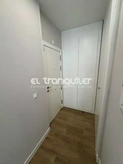 Flat for rent in Madrid  with Air Conditioner, Terrace and Storage room