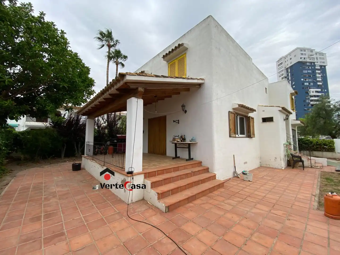 Vista exterior de Casa o xalet en venda en El Puig de Santa Maria amb Terrassa, Traster i Piscina comunitària