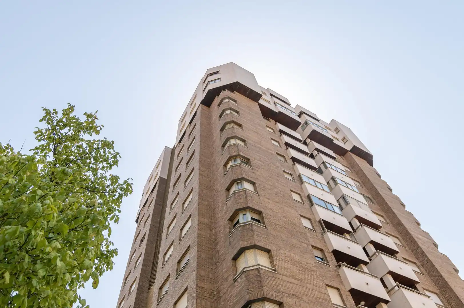 Vista exterior de Piso en venta en  Pamplona / Iruña con Calefacción, Parquet y Trastero