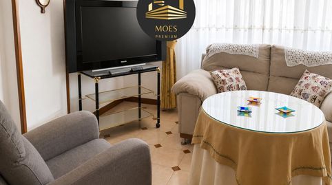 Foto 3 de Piso en venta en Peñamefecit - Avda Barcelona, Jaén Capital