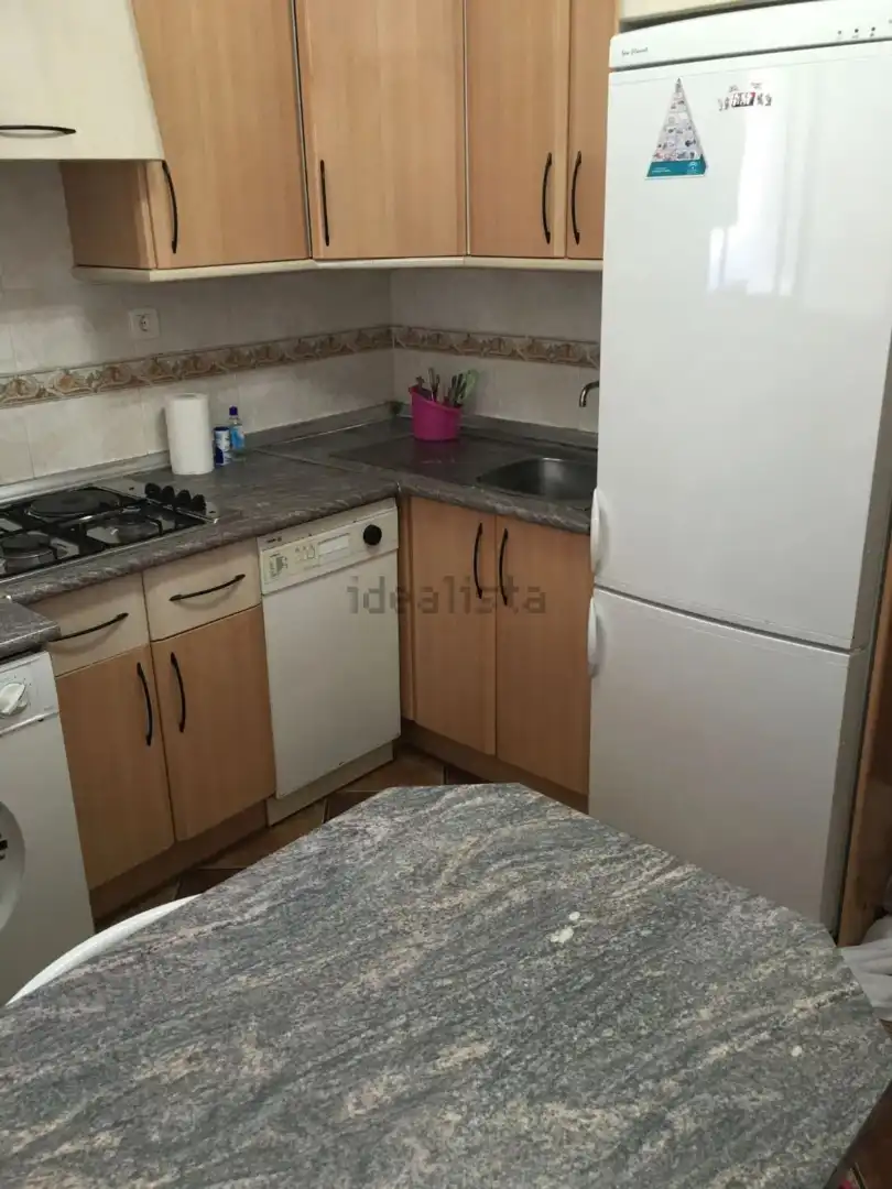 Cocina de Piso de alquiler en Granada con Aire acondicionado, Calefacción y Amueblado