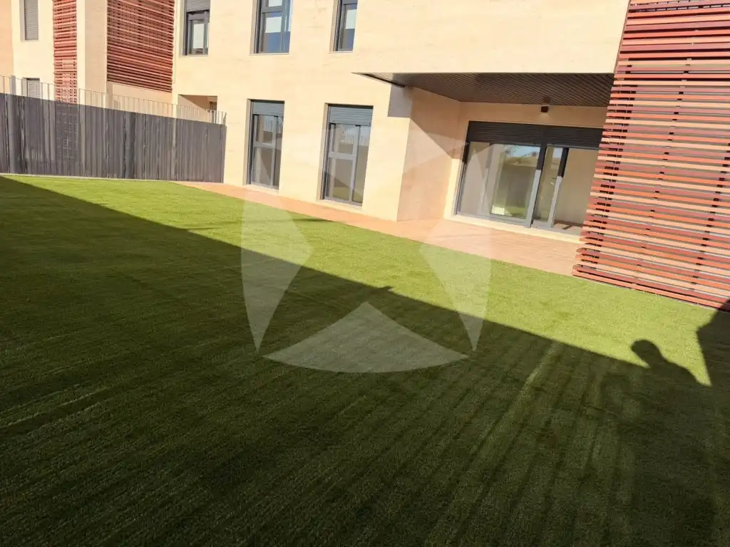 Terrassa de Pis de lloguer en Badajoz amb Aire condicionat, Jardí privat i Terrassa