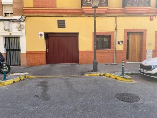 Garaje en Venta en Calle Beatriz de Suabia en Barrio del Nervión