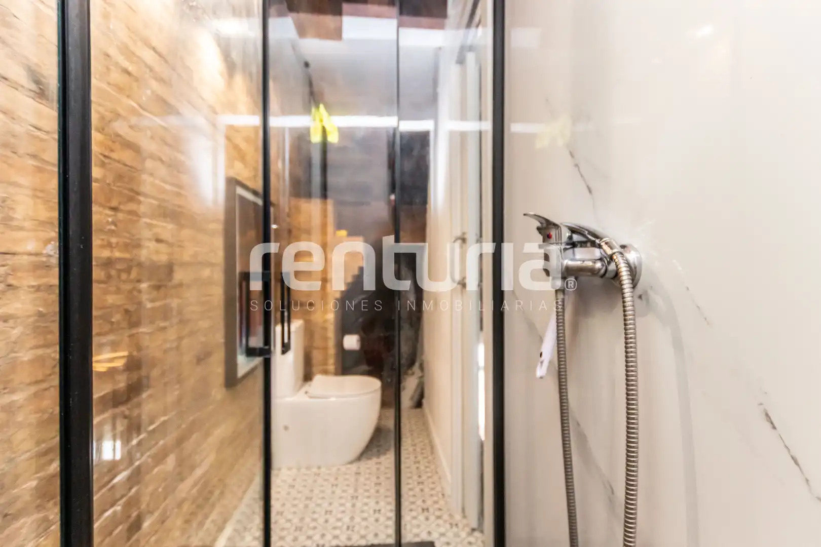 Baño de Dúplex en venta en Valencia con Aire acondicionado, Calefacción y Terraza