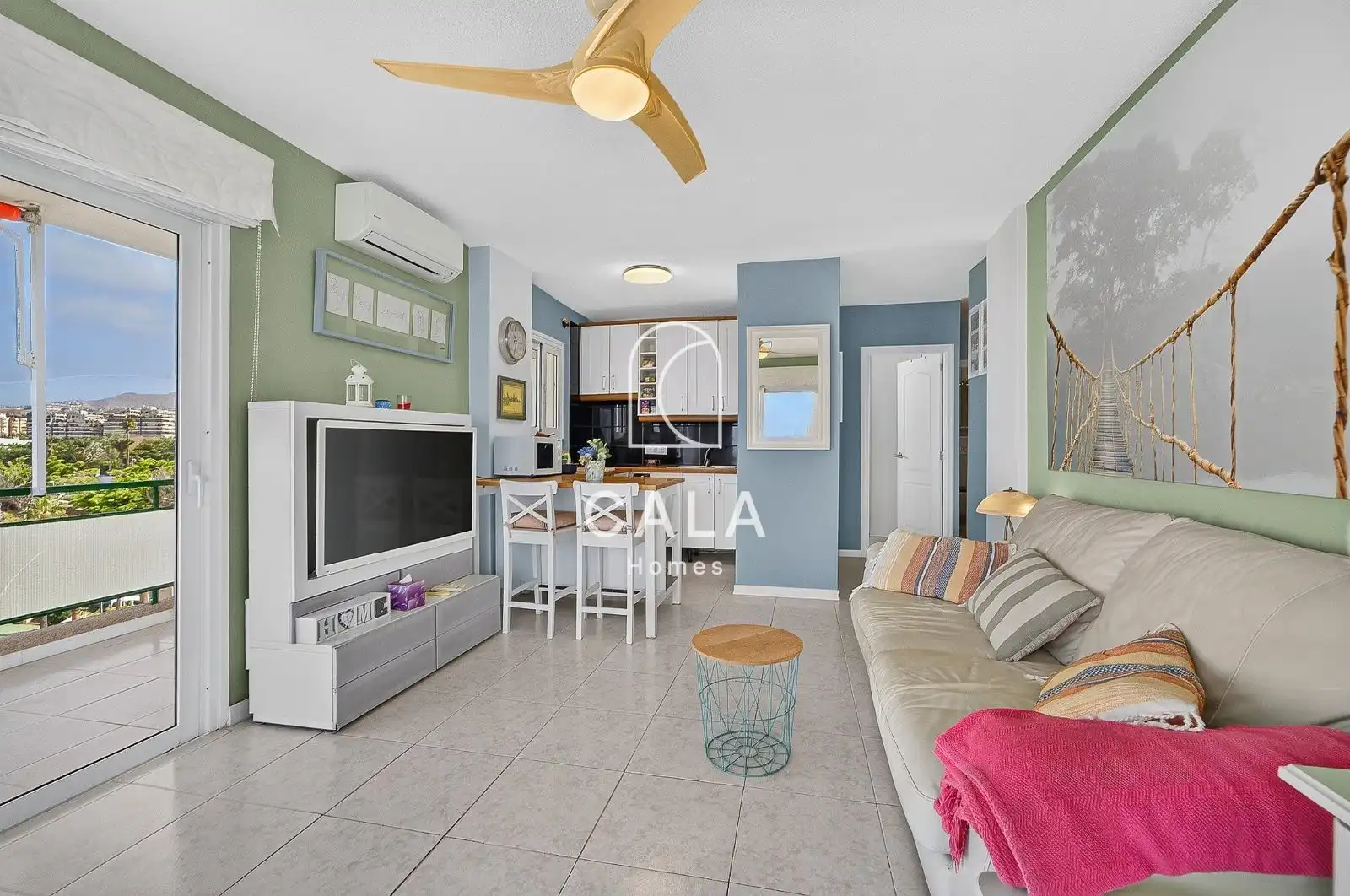 Living room of Flat for sale in Arona  with Air Conditioner, Heating and Terrace