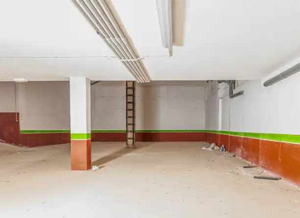 Garage zum Verkauf in Cantoria