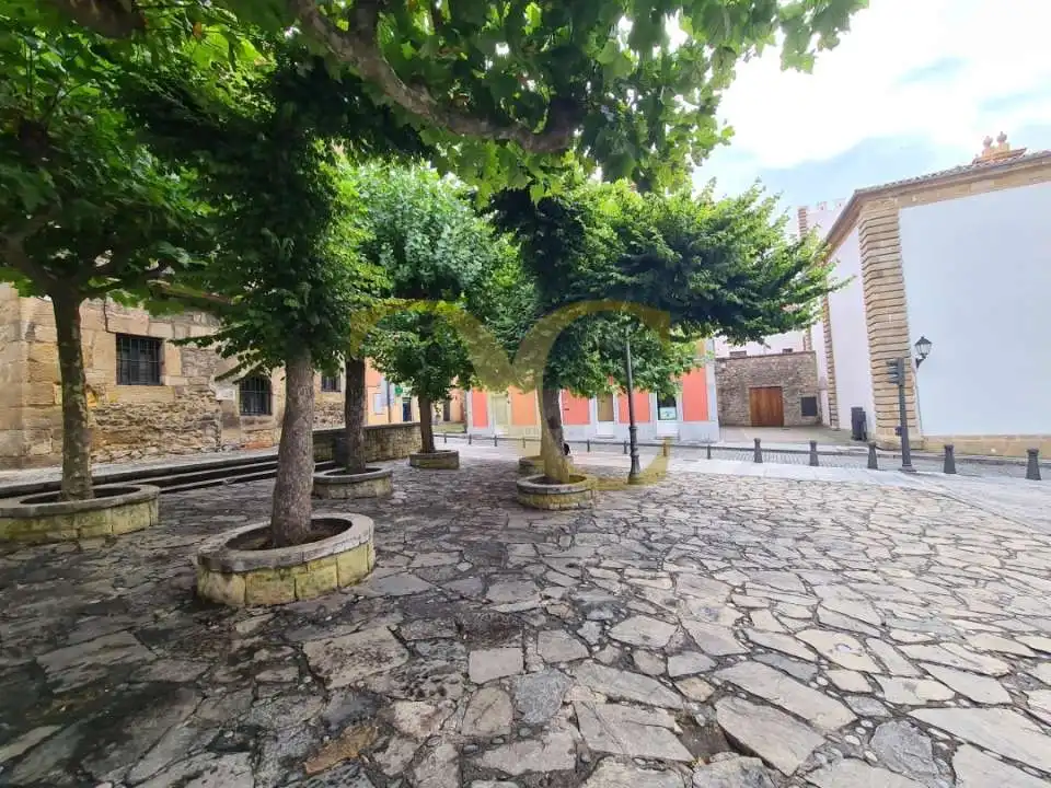 Vista exterior de Edificio en venta en Gijón 
