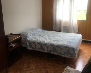 Bedroom of Flat to rent in Santiago de Compostela 