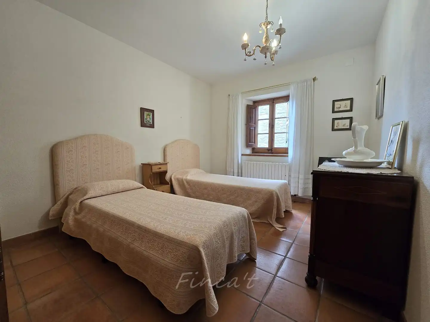 Dormitori de Finca rústica en venda en Collsuspina amb Calefacció, Jardí privat i Terrassa