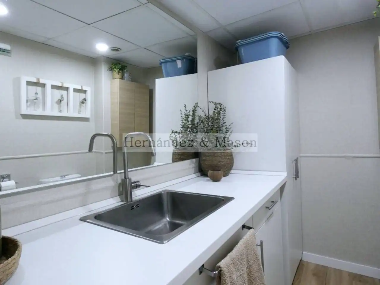 Casa aparellada amb jardí en venda a Avenida Inmaculada Concepción, imagen 13
